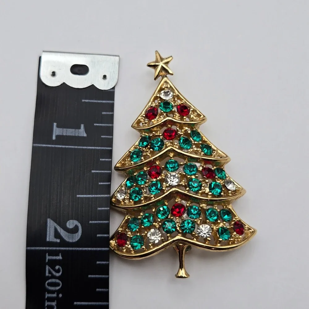 Hedy Hedison Womens Vintage 1960s Christmas Tree Brooch Rhinestone Holiday Pin